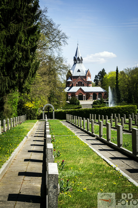 Szczecin, cmentarze, nekropolie, miejsca pochówku, Cmentarz Centralny, Cmentarz Główny, pomniki, krematorium, Ku Słońcu 125A, Hauptfriedhof, w Szczecinie