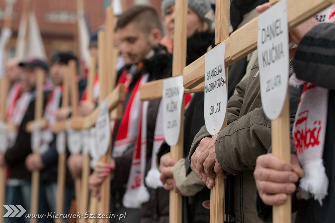 Szczecin. FOTOREPORTAŻ. 17.12.2015. Obchody rocznicy szczecińskiego Grudnia ’70 z udziałem Prezydenta RP Andrzeja Dudy @ Pl. Solidarności