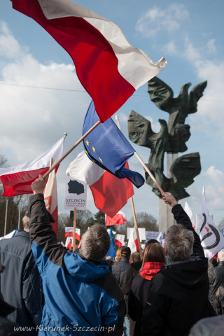 19.03.2016 manifestacja KODu w Szczecinie fot. © Kierunek Szczecin