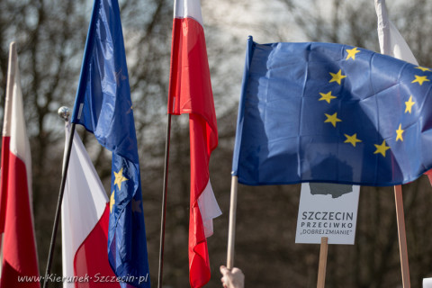 19.03.2016 manifestacja KODu w Szczecinie fot. © Kierunek Szczecin