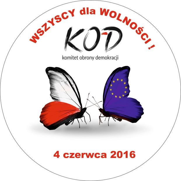 ARCHIWUM. Szczecin. Wydarzenia. 04.06.2016. KOD – przemarsz ulicami Szczecina. „Wszyscy dla wolności”