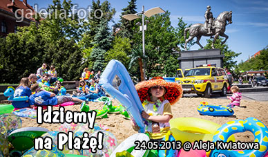 Szczecin. Fotoreportaż. JUWENALIA 2013. 24.05.2013. Idziemy na plażę @ Pl. Lotników