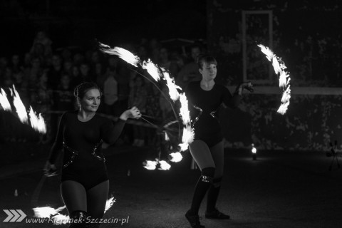 Szczecin, kierunek Szczecin, Teatr Ognia Lascar, fotoreportaż, zakończenie lata, galeria zdjęć, Lascar, ogień, fotografie