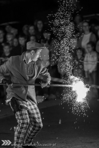 Szczecin, kierunek Szczecin, Teatr Ognia Lascar, fotoreportaż, zakończenie lata, galeria zdjęć, Lascar, ogień, fotografie