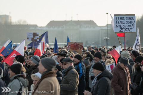 09.01.2016 Manifestacja KOD - wolne media - Szczecin