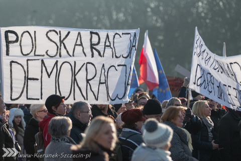 09.01.2016 Manifestacja KOD - wolne media - Szczecin