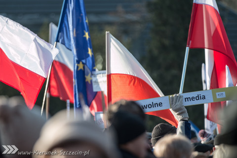 09.01.2016 Manifestacja KOD - wolne media - Szczecin