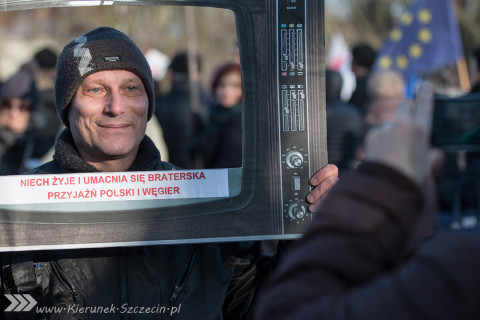 09.01.2016 Manifestacja KOD - wolne media - Szczecin