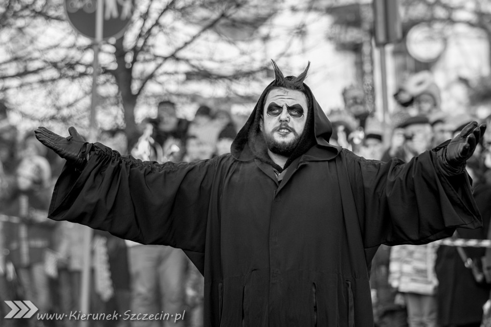 Szczecin. FOTOREPORTAŻ. 06.01.2016. Orszak Trzech Króli przeszedł ulicami Szczecina