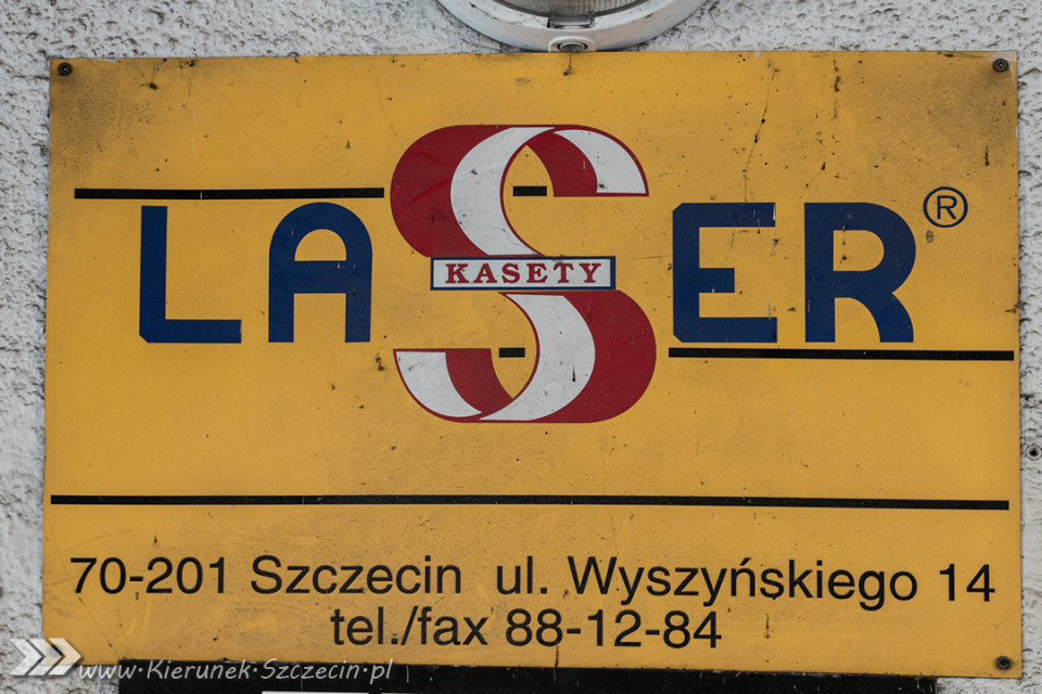 Szczecin. PROJEKT FOTOGRAFICZNY. Szyldy, reklamy i inne ciekawostki reklamowe w Szczecinie