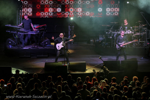 18.03.2016 koncert Kombi w Szczecinie Mega Tour 2016 fot. © DDFoTo.pl dla Kierunek Szczecin