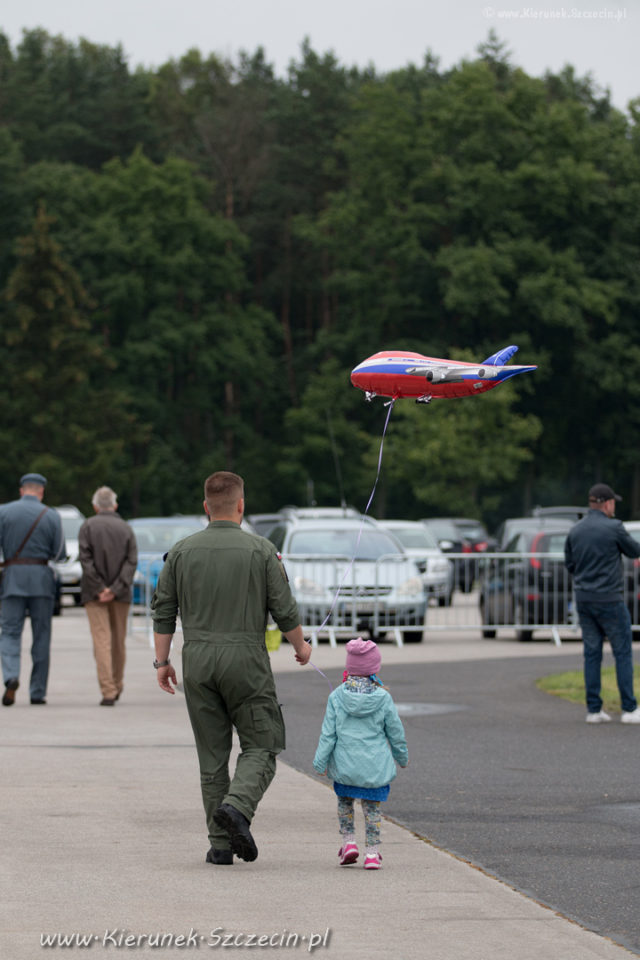 Piknik lotniczy - Świdwin 2017, zdjęcia, galeria fotografii Kierunek Szczecin