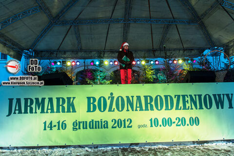 2012-12-jarmark-na-zamku-04