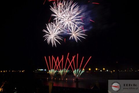 2012-08-pyromagic-2012-14