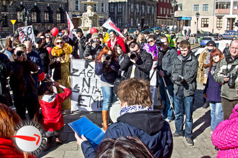 2012-03-11-manifa-20